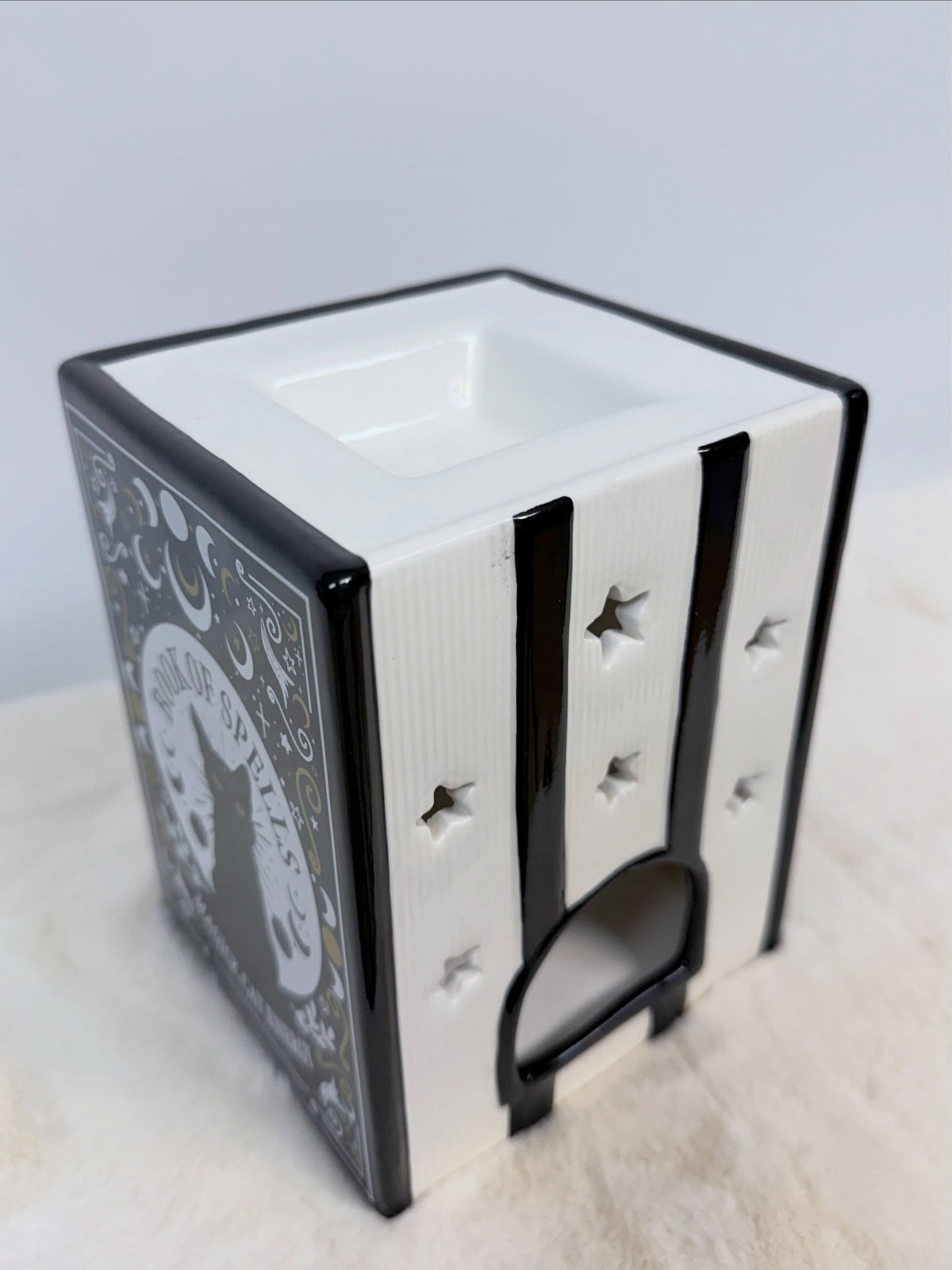 Book of Spells – Öl- & Wax Melt Wärmer